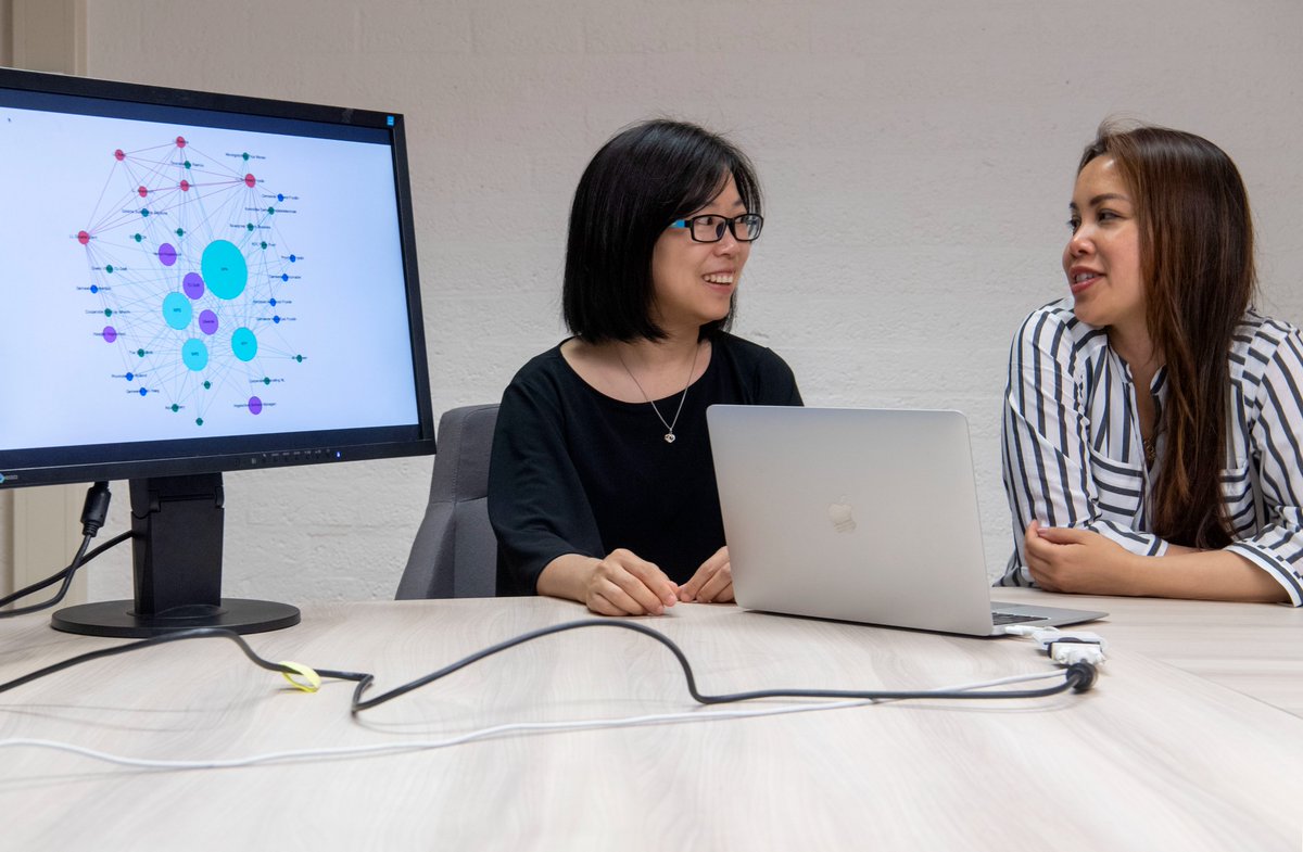 Do you have questions about storing, publishing or archiving data? Or about making data findable? Contact your faculty's Data Steward. 

Watch this📹video to learn why good #RDM is important and how <a href="/utwenteEN/">University of Twente (inactive)</a>'s data stewards can help you: 👉edu.nl/k33qc.

<a href="/BMSLAB_UT/">THE BMS LAB</a>