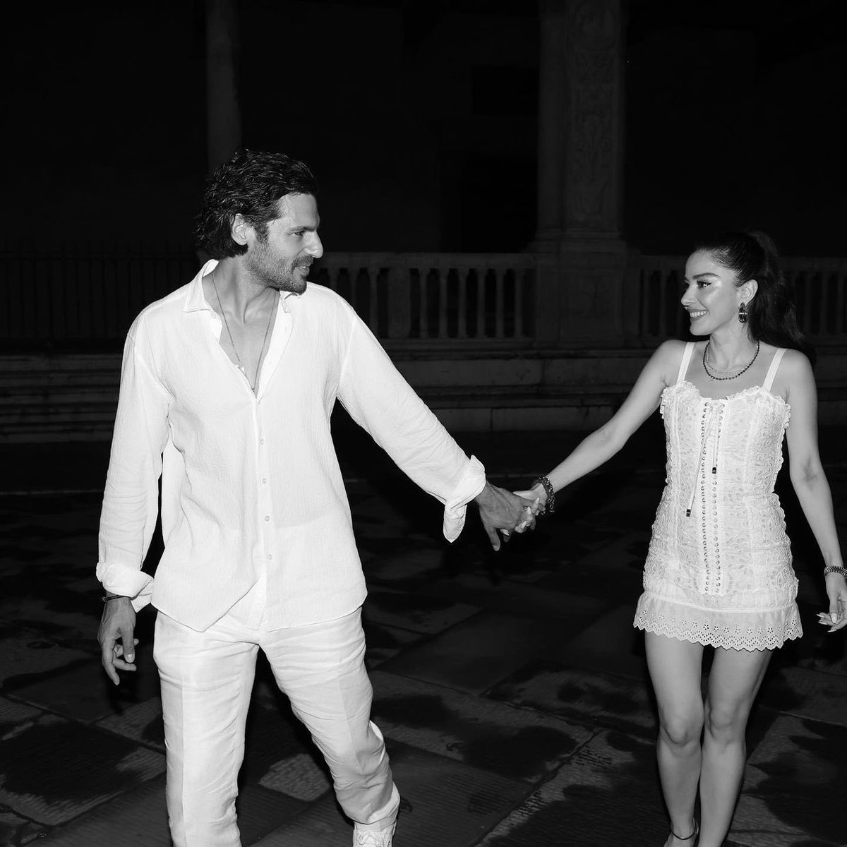 REAL OLAN ÖZSER BUDUR .