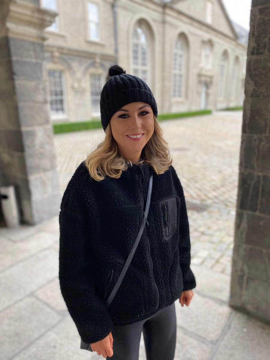 Meabh Ní Phríondragás tweet media