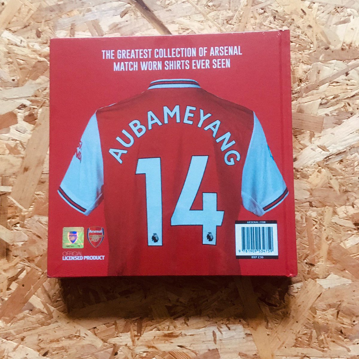 Stanchion Books - the football bookshop 📚 tweet media