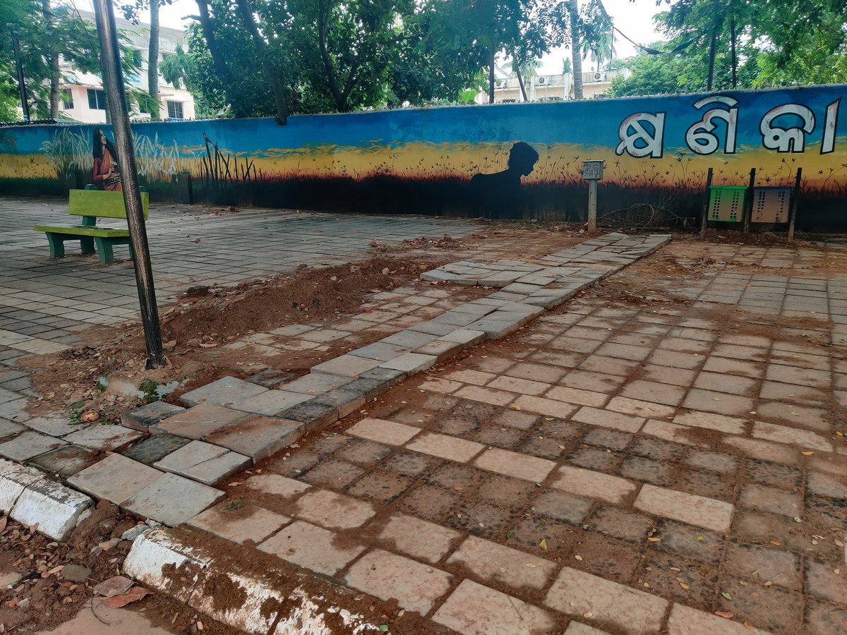 bbsrcapital's tweet photo. First they lay tiles. Then dream one night and get gyan to dig some of the tiles again. Then this art comes to sight. https://t.co/uGLEbeQ87e