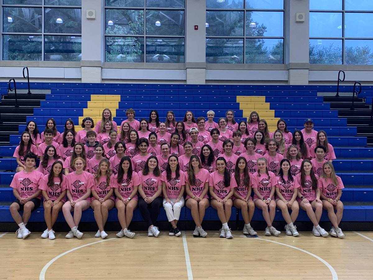 Fantastic group of Link leaders this year. Great job welcoming the Class of 2026 to NHS🎉