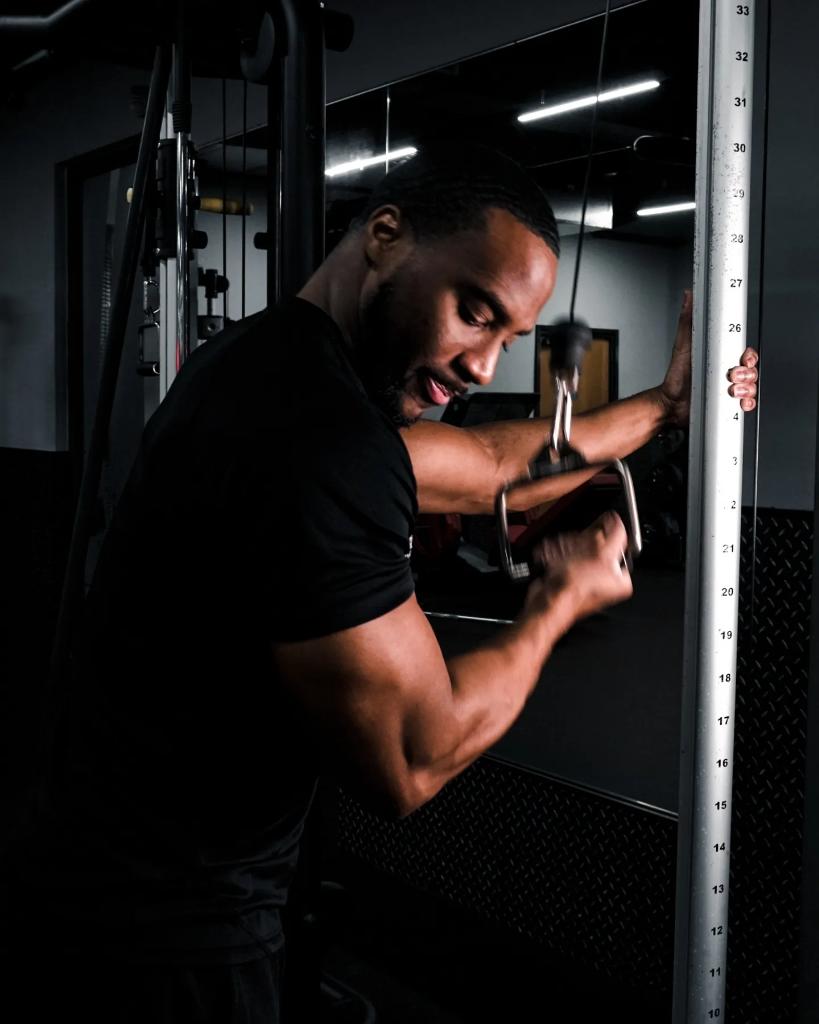 ProfoundPerform's tweet image. NitricPro, essential to your workout routine:

- Single dose sachets- easy for on the move!
- Maintain post workout pump
- Reduce fatigue
- Caffeine free
- Suitable for vegetarians

Learn more: bit.ly/NitricPro2021

#preworkout #nutrition #profoundperformance #fitness