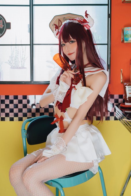 コスプレイヤーしろさきのTwitter画像7