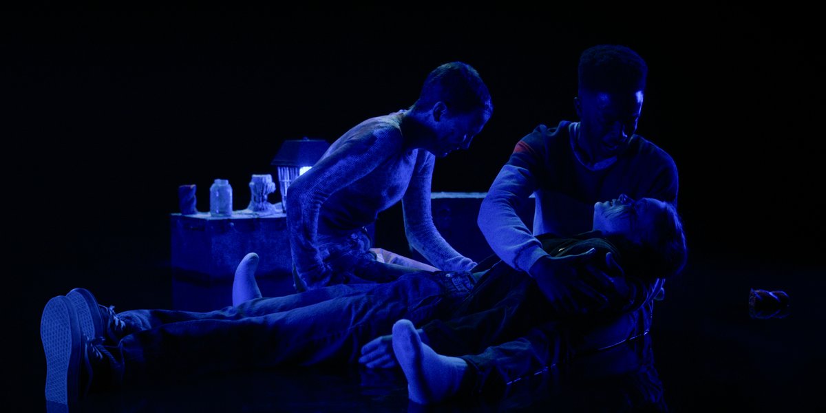 stranger things tweet media