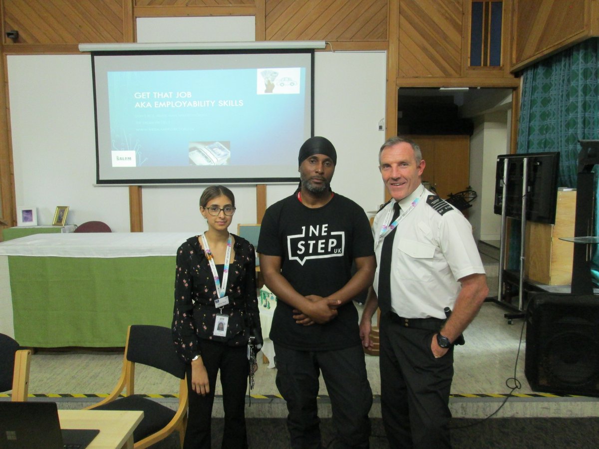 HMPYOIBedford's tweet photo. "Hardship often prepare ordinary people for an extraordinary destiny" 

@TheSalamProject delivered another wonderful workshop on #employability to our #youngadults &amp; other prisoners who are near to their release periods. 

#DiversityandInclusion #Rehabilitation 
#Releaseplanning https://t.co/ixBGjNrAli