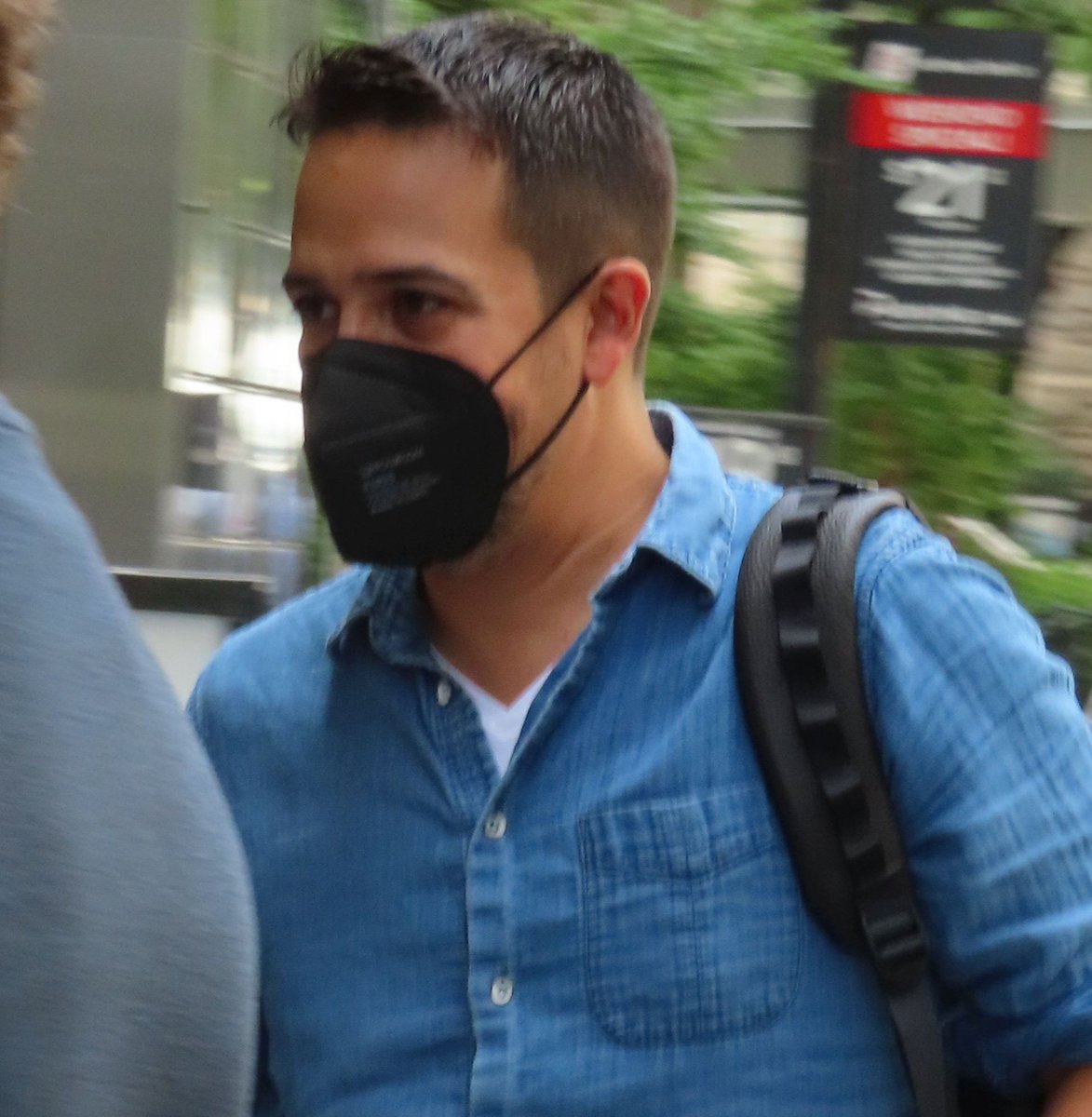 Linmirandacom's tweet image. 📷 Lin-Manuel Miranda stops by Columbus Circle, in New York, August, 23 2022