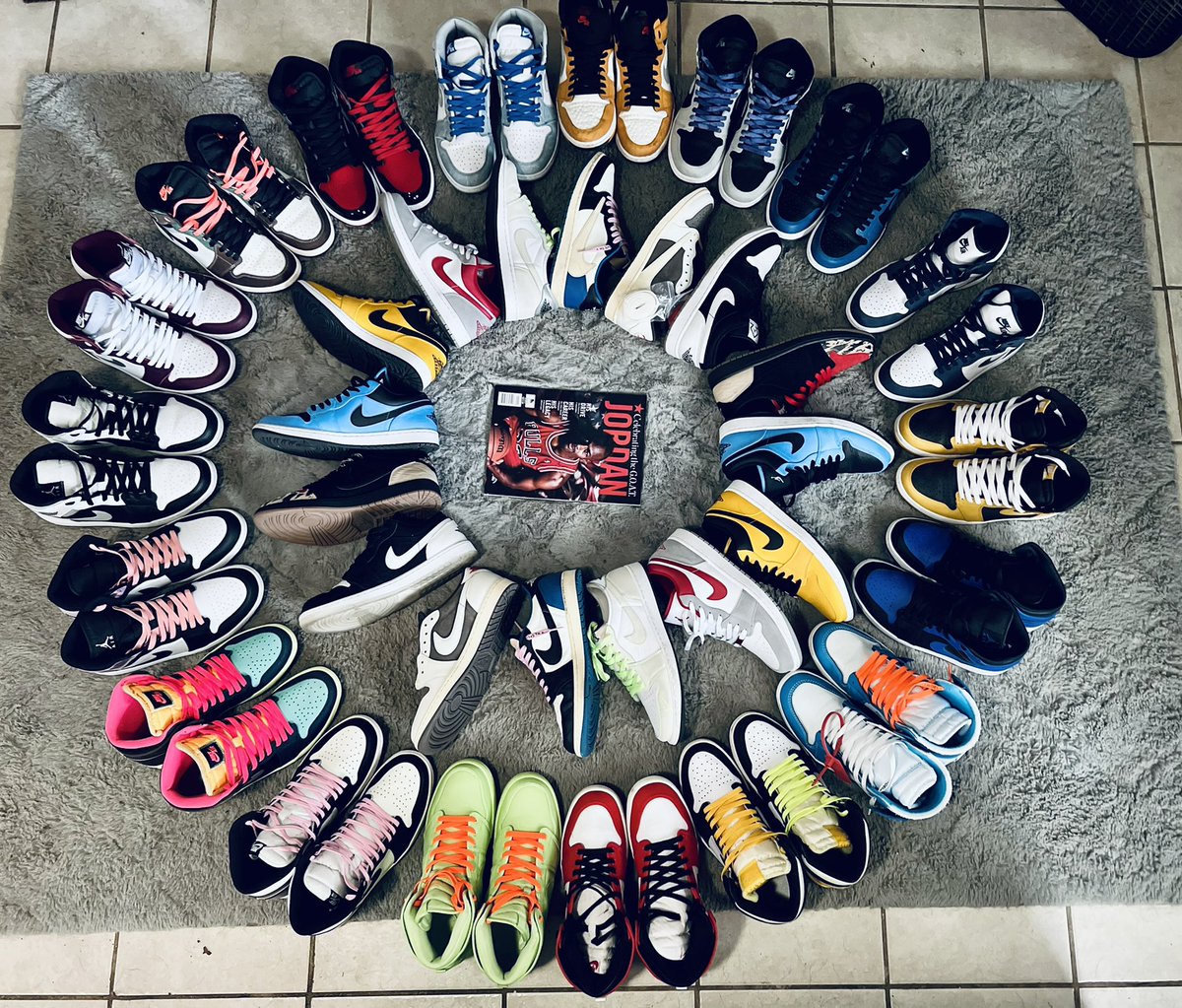 OnlyDiggs's tweet photo. For the first time, by request of @lesliefullerstx & @DeeFullerHTX , here is my ONEderful jordan 1 collection. Missing 2 pair that are in transit. #WearYourKicksKaren #ATTKicks #LifeAtATT #Only2YearsIn #DiggsDoesKicks https://t.co/argRwqflYF