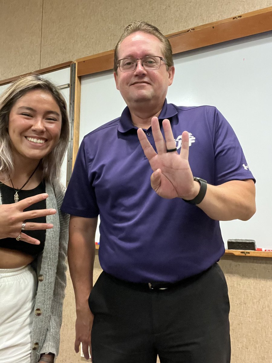 USFCougarsSB's tweet photo. HAPPY FIRST DAY OF SCHOOL @USiouxFalls!!!
#PicsWithAProf is back! Our kids are so lucky to have amazing professors who genuinely care about their successes in the classroom! Check out our ⭐️ professors throughout day one of classes!!! https://t.co/RxC5J6uT4O