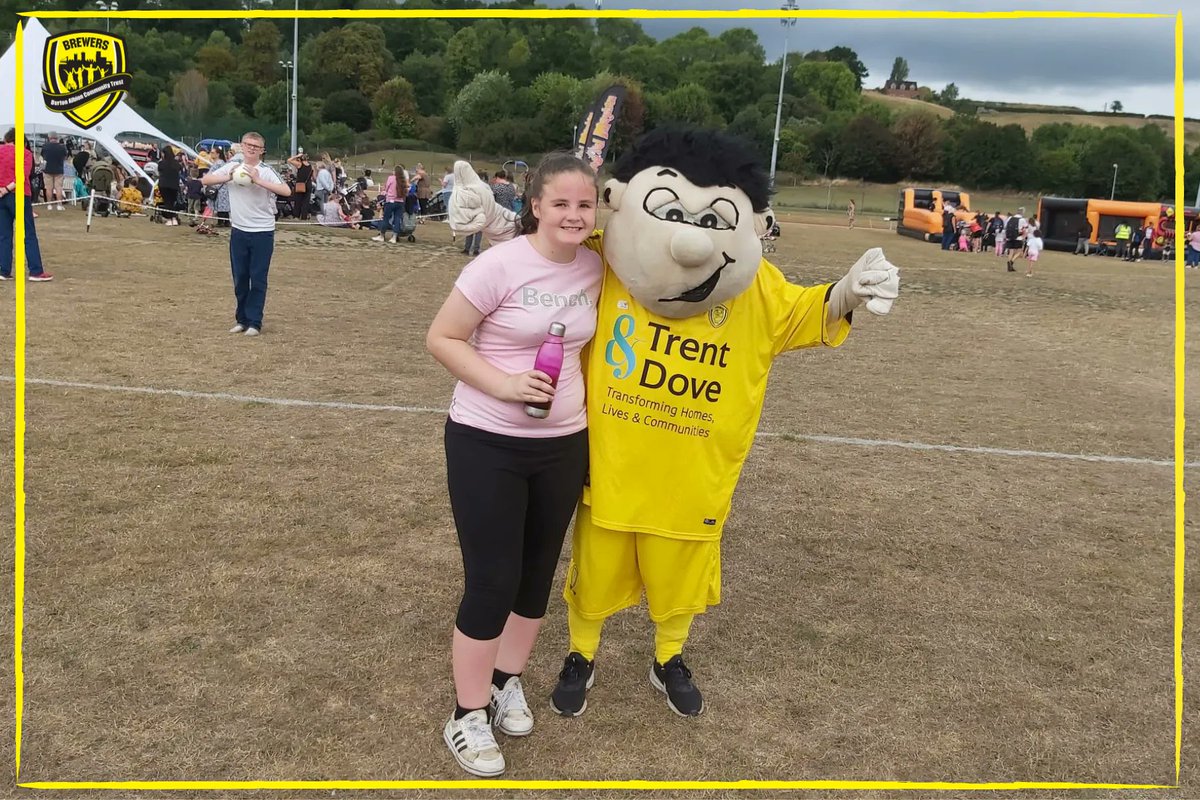 BurtonAlbionCT's tweet photo. 🖤 💛 SHOBNALL FUN DAY

We had a great day at the Shobnall fun day and so did @billybrewerBAFC. Thank you to everyone who joined in with our activities and said hello 👋

For information on future events 👇

Stefanie.white@burtonalbionct.org

#BACT https://t.co/fGmtxmqS4b