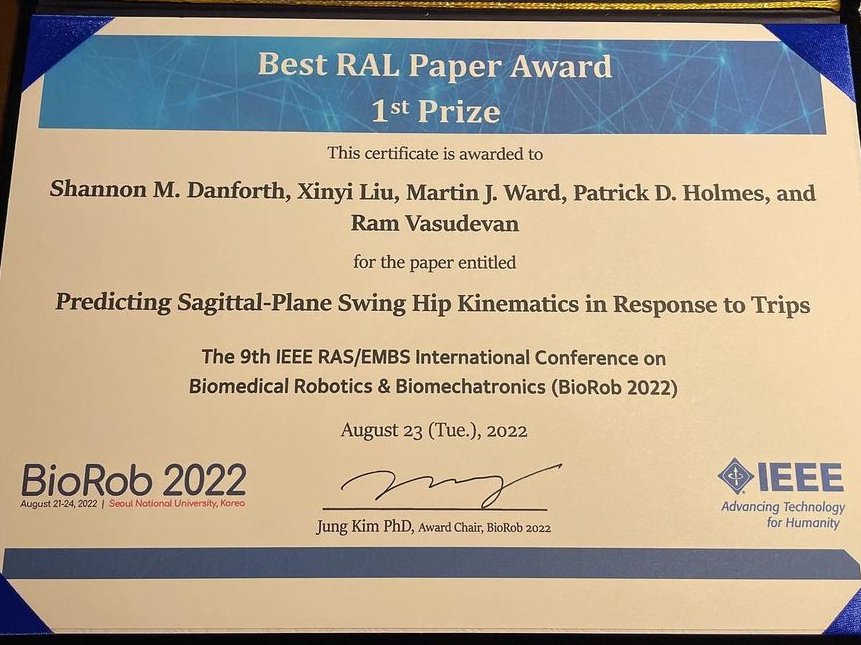 UMRobotics's tweet photo. Congratulations to Danforth and ROAHM Lab members on winning best RAL paper at #BioRob2022! https://t.co/qAwl9dqqls
