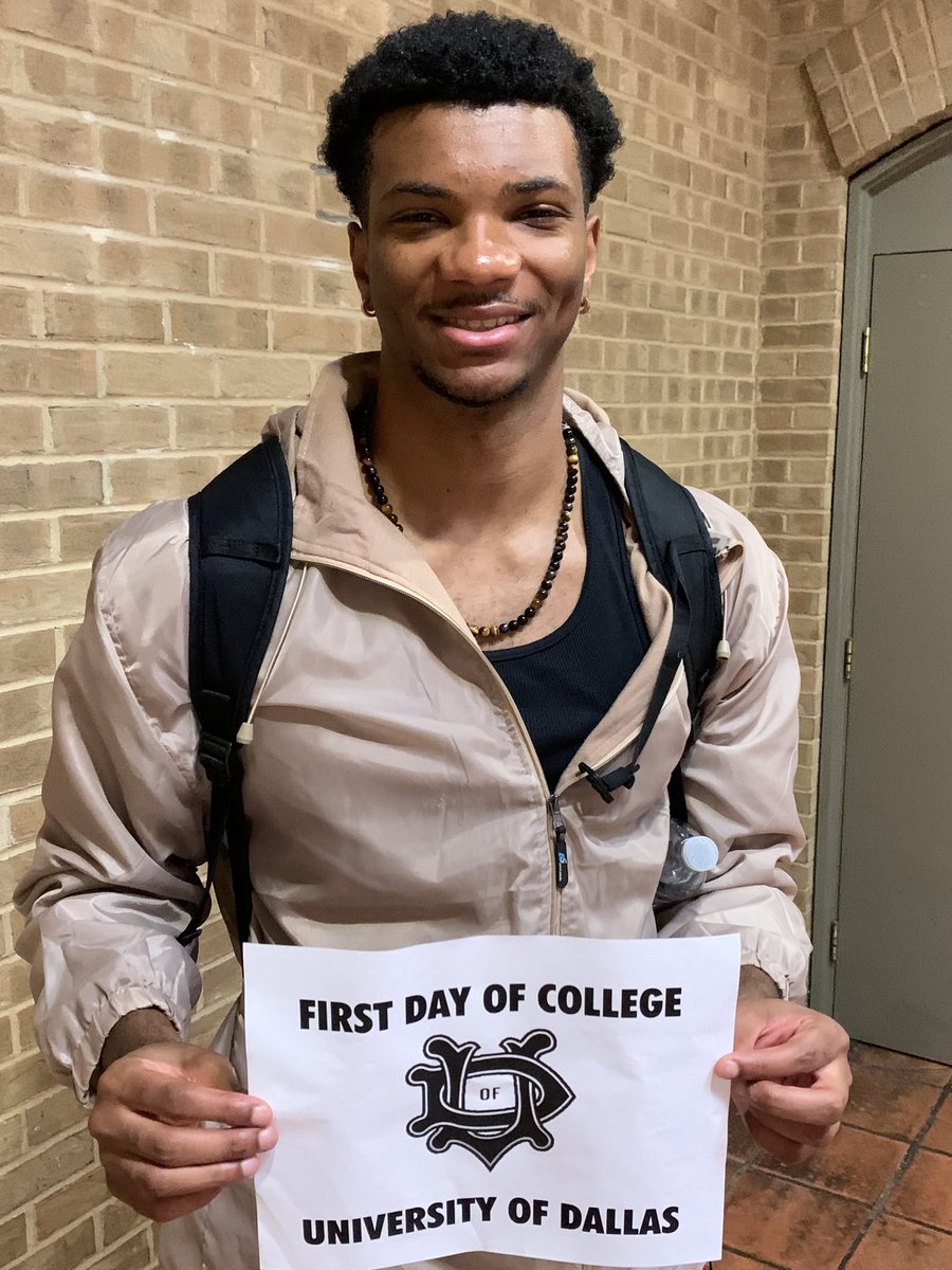 UDallasMBB's tweet photo. #FirstDayOfSchoolPic @TheJalenHill5 #ClassOf2026
#DefendTheTower #BleedBlue https://t.co/RAIZEc9Uwn