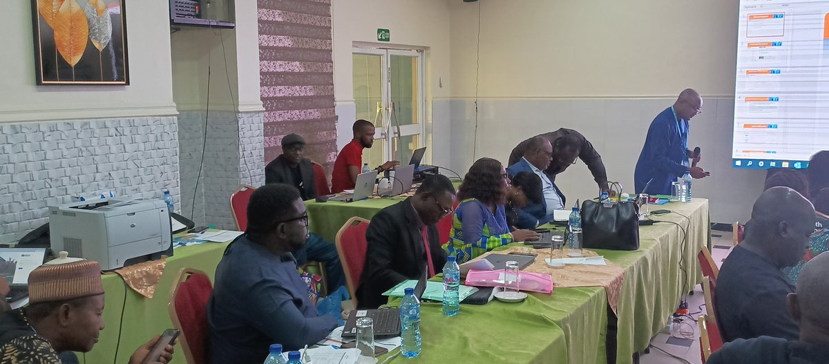 Luchi _Gloria tweet media