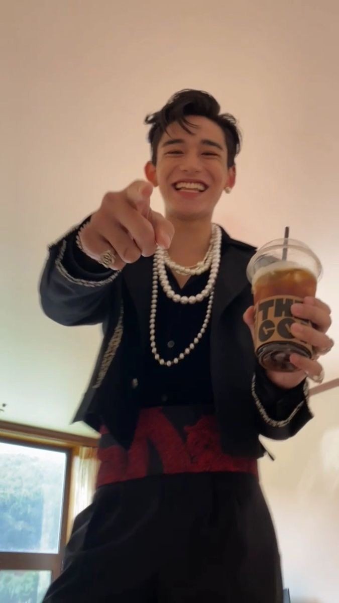 hwangsanix's tweet photo. Скучаю по этой прекрасной улыбочке😭

#1yearByYourSideLUCAS
#WeLoveYouLucas
#WaitingForLucas https://t.co/fLprIVWOrG