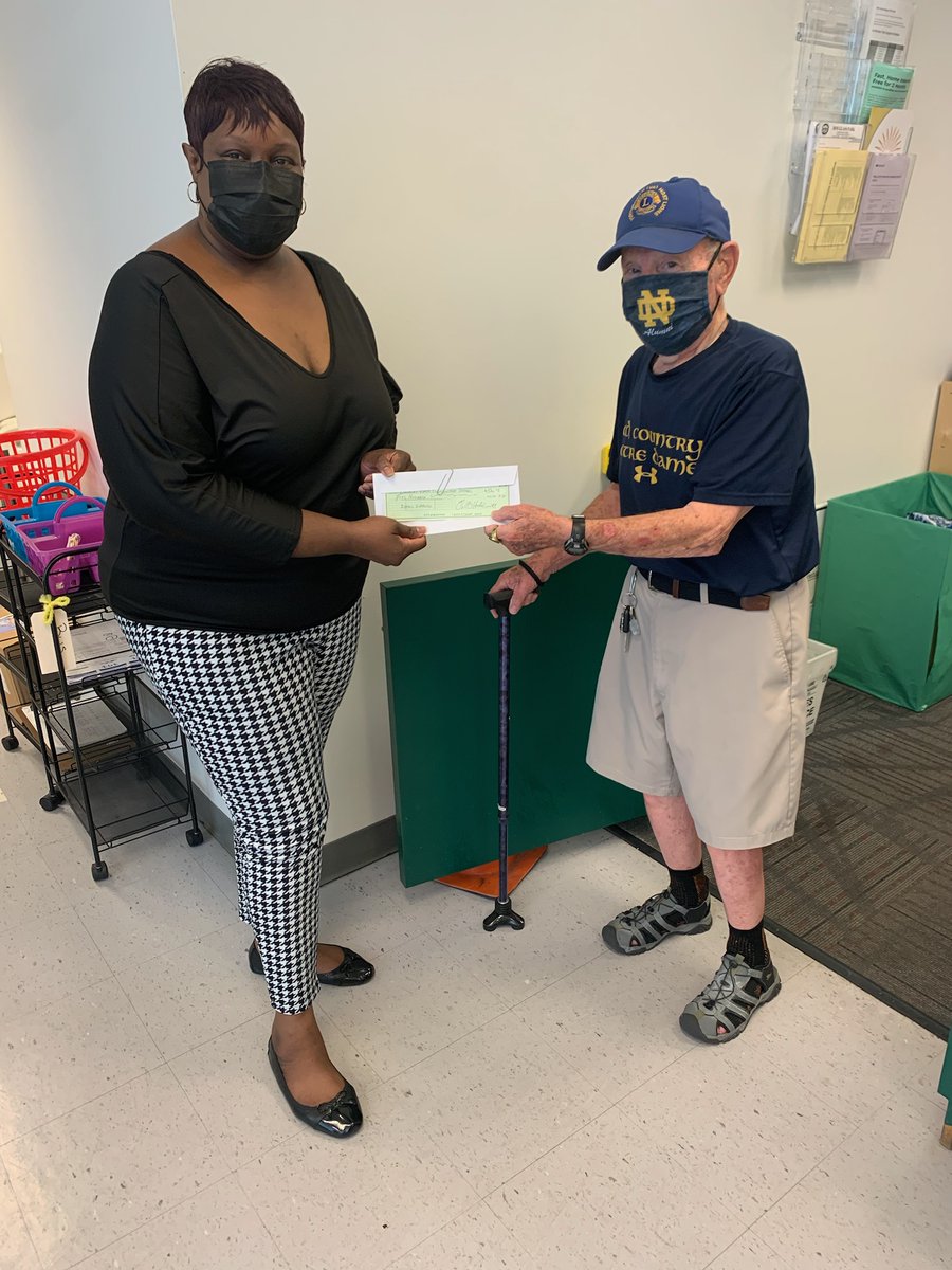 CozyBear45's tweet photo. Thank you Mr. Iannis and the Portsmouth Host Lions Club for your gracious donation! @PortsVASchools @ppsdouglasspark @ebracyPPS @mcromartieEdD @draswynn #ppsshines #stillALLIN https://t.co/r3Pkxb6Kpe
