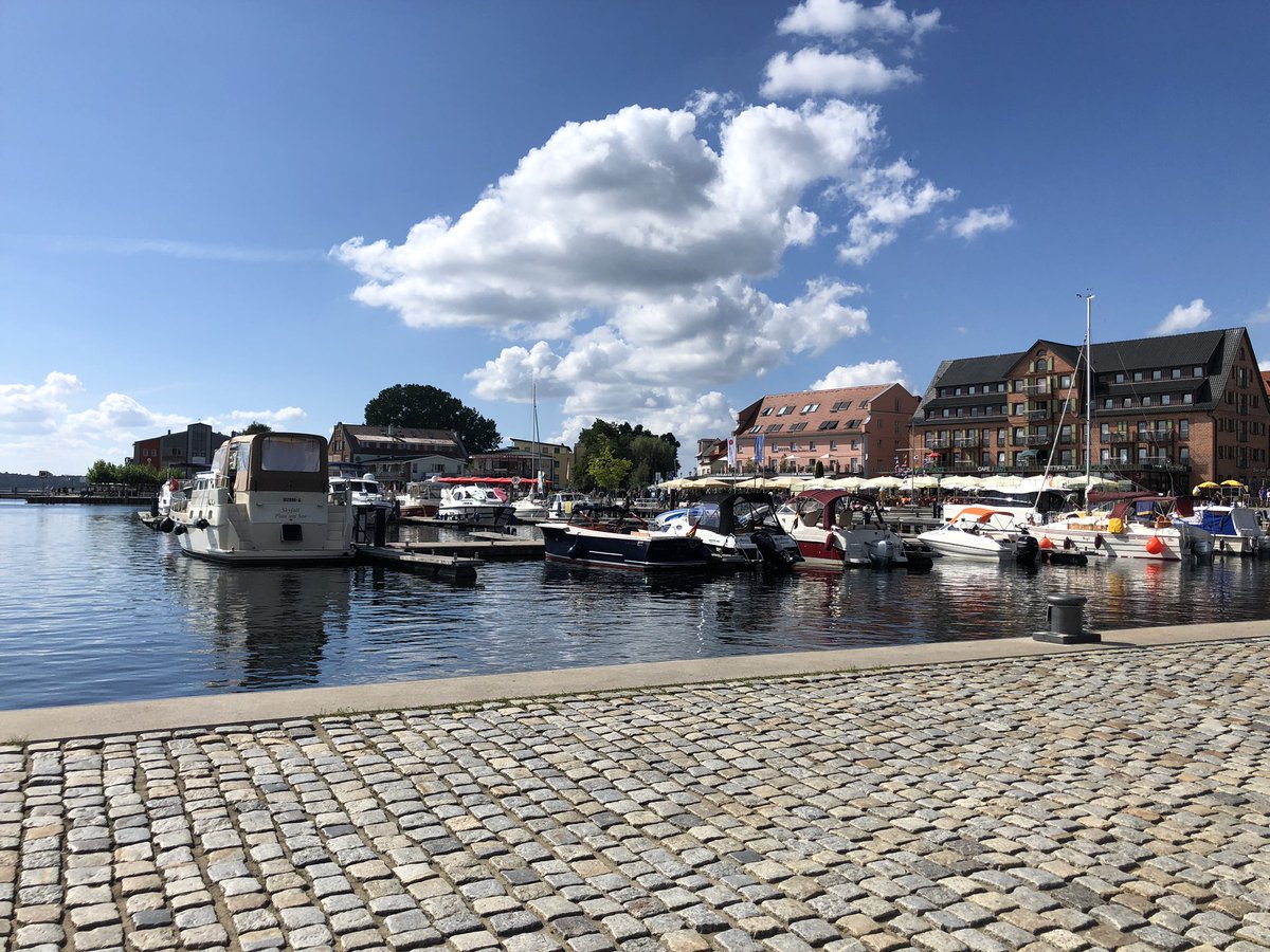 QueenMandjago's tweet photo. Weil vielleicht gehe ich morgen doch auch mal #Bootfahren Die #Müritz kriegt mich immer!B https://t.co/5hb7ZCungG
