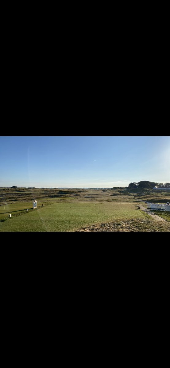 B3ULB's tweet photo. *** JOB VACANCY ***
We have a vacancy within our Greenkeeping Team @PennardGolfClub if you fancy a career change or are already working within out magnificent industry and fancy joining us at “The Links in the Sky” get in touch 👍⛳️ @wales_golf @RandA #greenkeeping #careers https://t.co/w87WYrUI2e