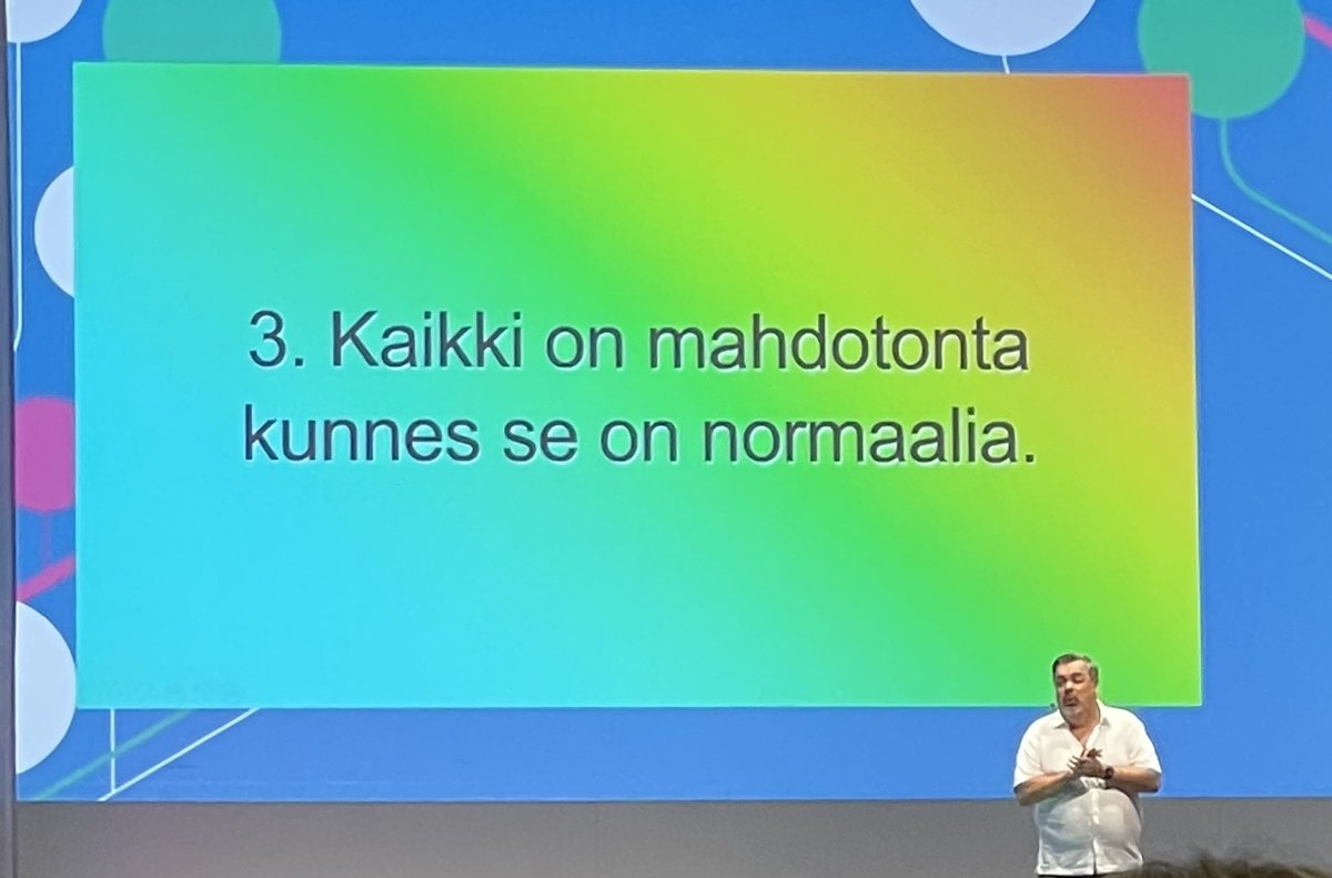 RoosSalmi's tweet photo. Olemattoman oppimisen, havainnoinnin ja perustan luomisen äärellä. Kiitos ajatuksista ja uuden-vanhan äärelle johdattelemisesta.   ⁦⁦@pedaforum⁩ ⁦@alfrehn⁩ #korkeakoulupedagogiikka https://t.co/V0oPDJicz1