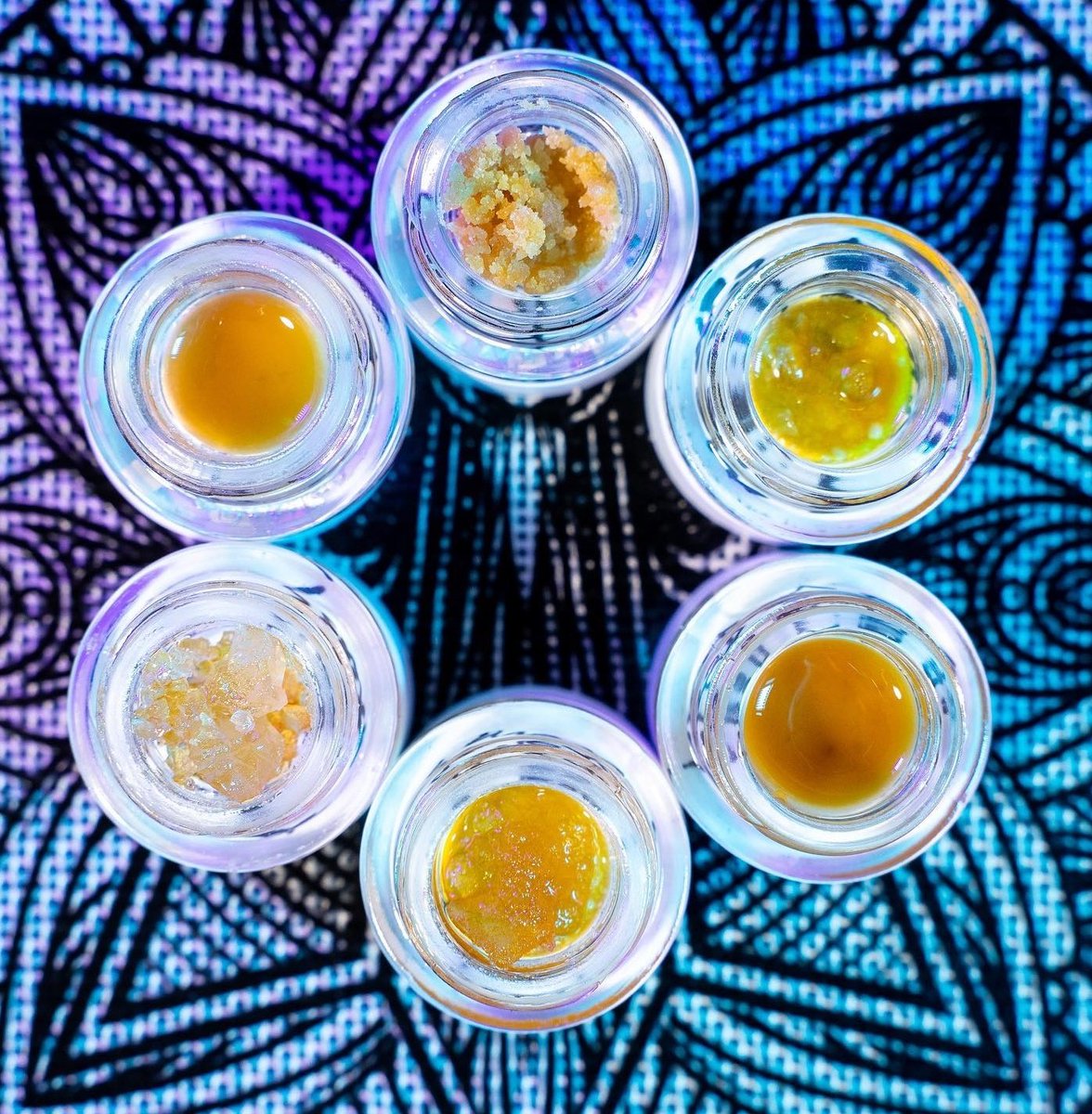 JustinD23706128's tweet photo. @cloud9barbiey Always high on dabs 
Join CHANNEL https://t.co/qBmzzPGztq https://t.co/RTpfEyeVYH