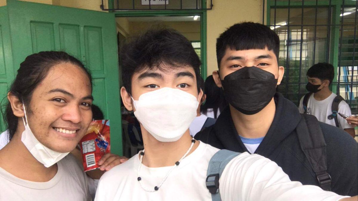 AceRoxas2's tweet photo. Buo padin🫰❤️ https://t.co/60k7dYS17O