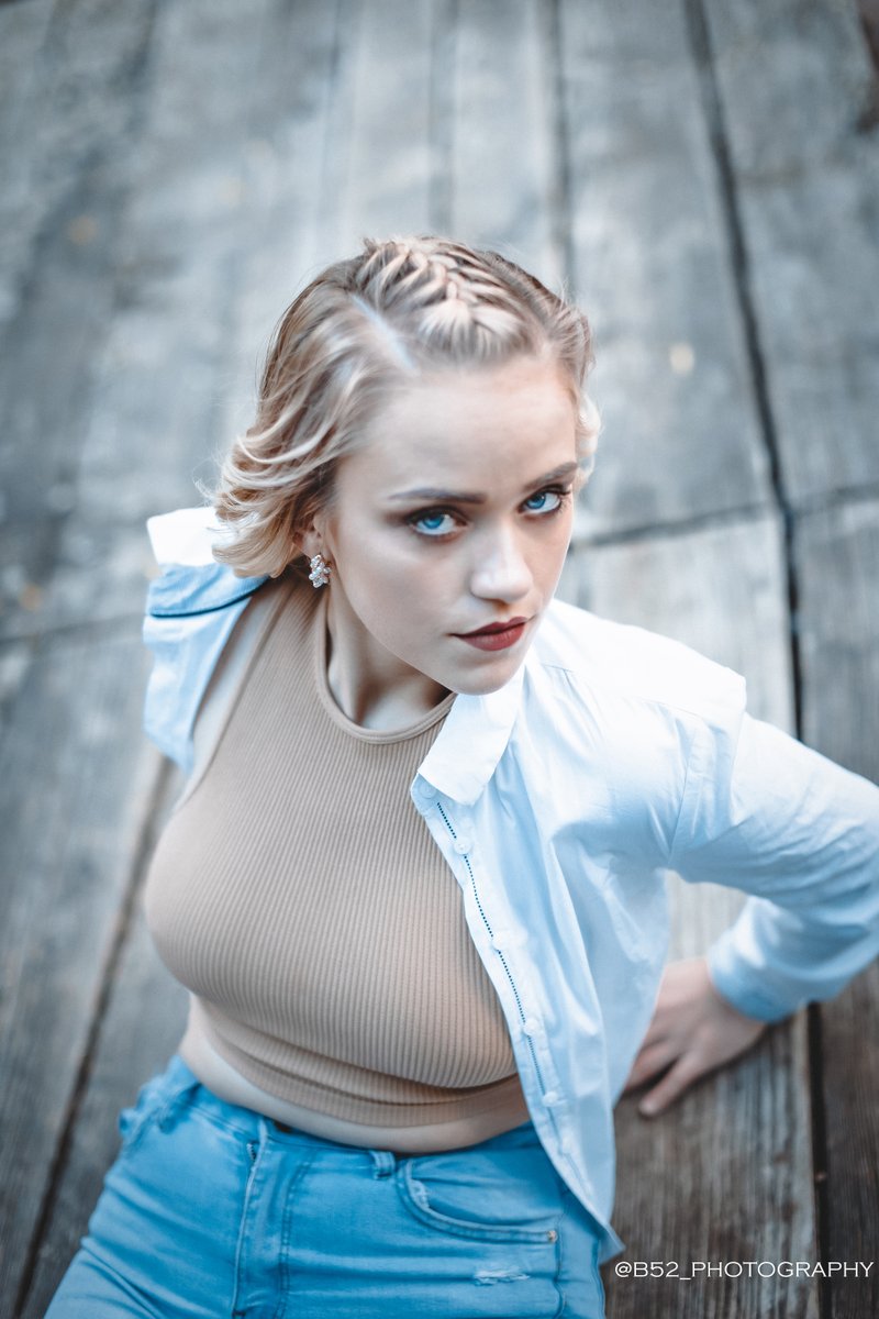 B52_Photography's tweet photo. A look into the soul 🧐

#photography #portraitphotography #portraitmood #PortraitMaster #photoshoot https://t.co/Mvb405pk0L