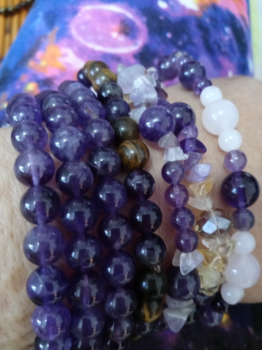 This Amethyst stack is all about enhancing and raising high level mind-body functioning.
Are you wearing crystals for Hypnosis, meditation and healing ?
#NadiaNLP #crystals
#Hypnosis #NLP #Neurolinguisticprogramming #selflove #Consciousness