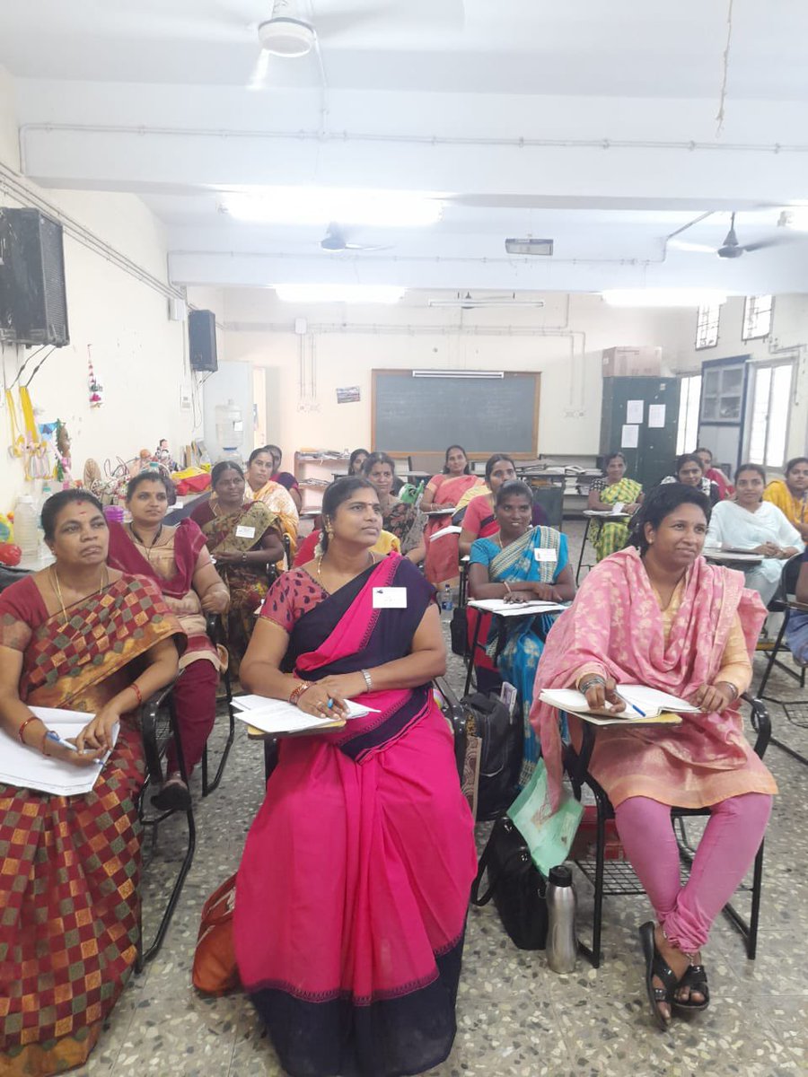 abirami1975's tweet photo. "If you are happy..நீராருங் கடலுடுத்த..God's Love..
These have been my mantra&breathe for the 15 years. Training for Anganwadi CPDO'S from different districts of TN.
#governmentoftamilnadu #ecce #cdpo #anganwadi #anganwadiworkers #eccetraining #ICDS #abiramivivek @anganwadi https://t.co/V9U4iCsT9h