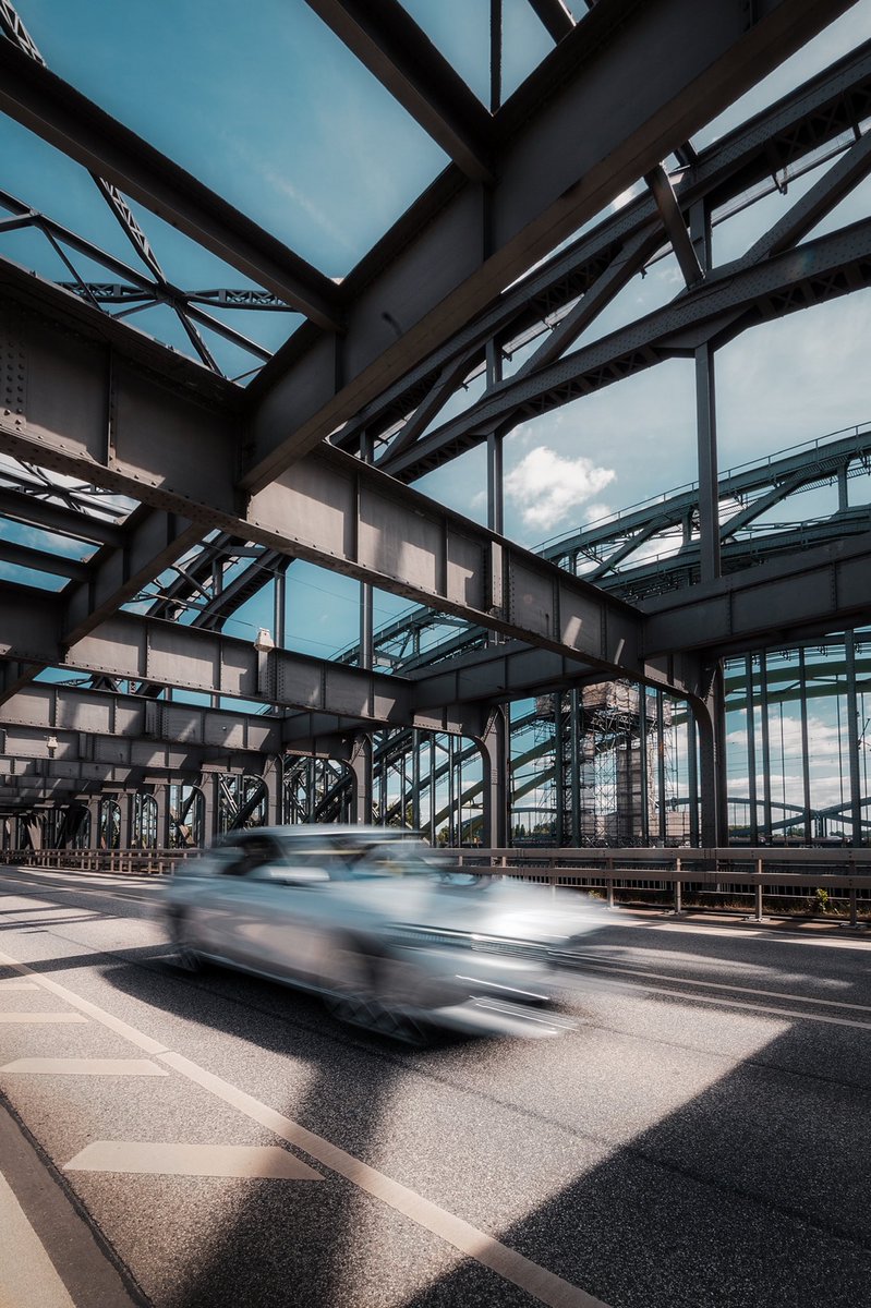 PhilipAchenbac1's tweet photo. A morning well spend in Hamburg on my way back from Sylt. 
#hamburg #photography #leadinglines #nikonphotography #streetphotography #architecture #subway #t https://t.co/3zovQ9UHgu