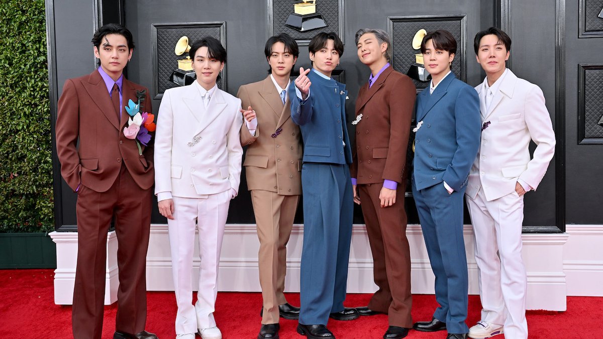 TV_Monkey_BE's tweet photo. Concert BTS in Busan volledig gratis mét gratis wereldwijde livestream

https://t.co/wAuzd6dIWG https://t.co/iImWWvtT7V