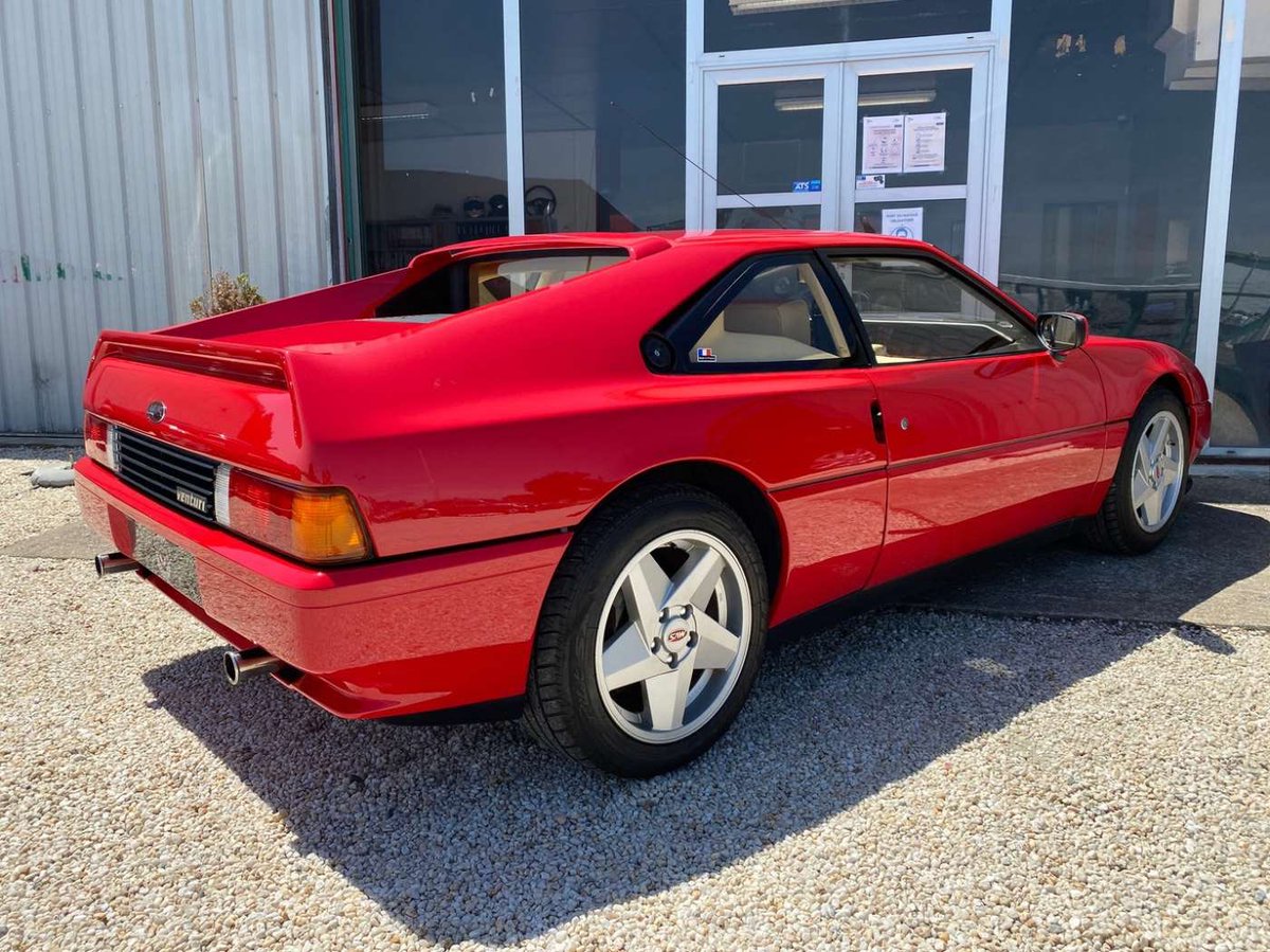midnightdorifto's tweet photo. moderately to entirely obsessed with Venturis at the moment - and while the 400GTs and 600LMs dance about in my dream garage, just the simple 260s are continually catching my eye now
https://t.co/NWYk7zaabU https://t.co/Mip83UI392