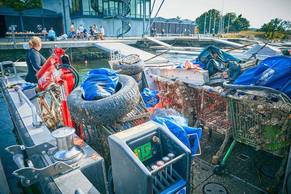 NortekNews's tweet photo. The Nortek group has recently joined forces with some local groups for a clean-up of the Oslo Fjord. The teams brought in over 1180 kg of trash from the fjord and the surrounding areas. Learn more about the cleanup here: https://t.co/Z52GPMC4CN
#plasticpollution #marine #sea https://t.co/laOOAHthPs