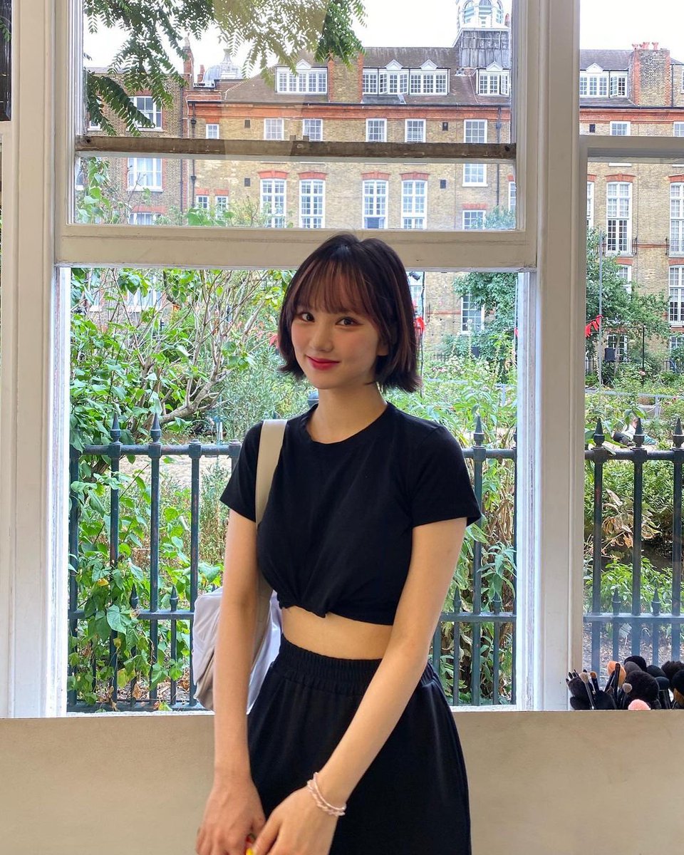 GFS_backup's tweet photo. [PIC] 220825 - Eunha (rlo.ldl) post

🔗https://t.co/5bsKq0dTYI

#여자친구 #GFRIEND #비비지 #VIVIZ #은하 #EUNHA @VIVIZ_official https://t.co/VdOZjTQX8O