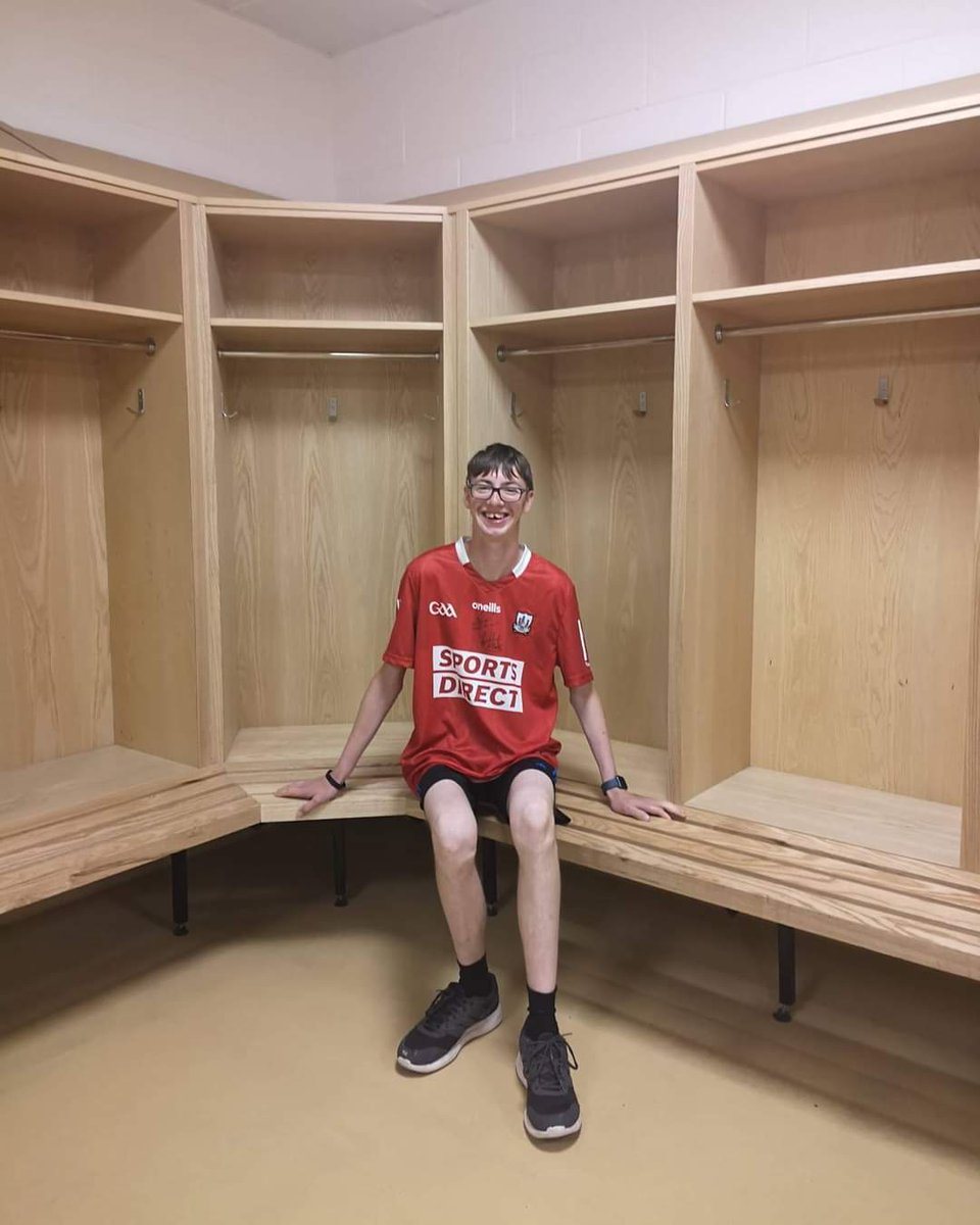 Delighted to have met Shane Kelly and his mother in their visit to @OfficialCorkGAA as part of his fundraising efforts visting all county grounds. Please donate for the final push towards his fundraising goal for @Temple_Street Donate at the link below gofund.me/6e4e4fa8