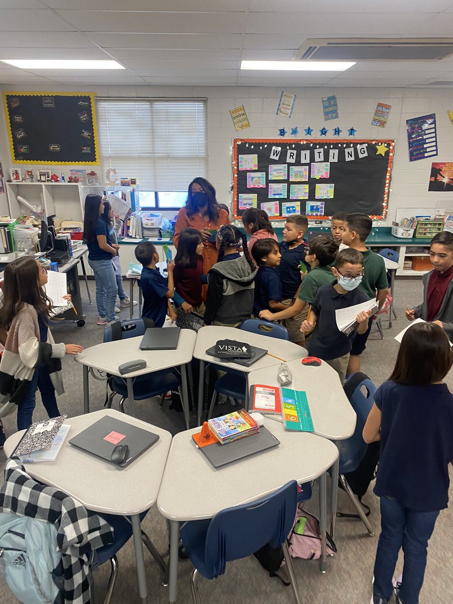 Crystal Rios tweet media