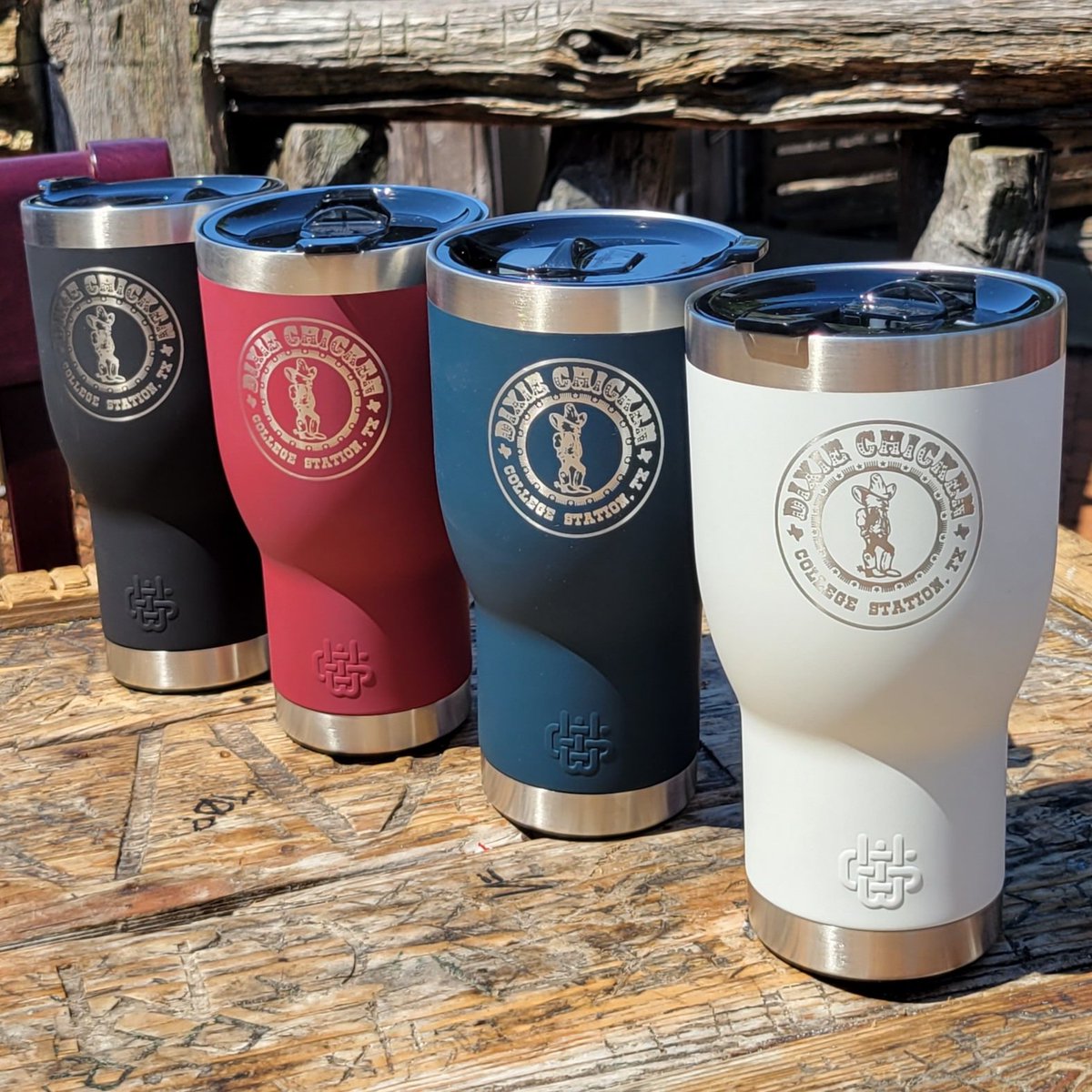 thedixiechicken's tweet photo. No matter what you're drinking, @thedixiechicken has what you need! Check out our full #DrinkwareCollection today.

#Northgate #BottleCapAlley #DixieChicken #Tumbler #WaterBottle #Mug #Pitcher #CoffeeMug #Flask #ShotGlass
 https://t.co/ew7mav4KXJ https://t.co/VWLkfvHSlF