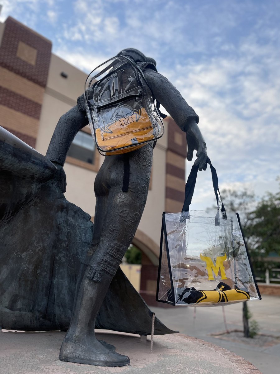 Mama_Castro_3's tweet photo. Matador clear bags IN STOCK for upcoming sporting events!!  Stop by PHS Business office to purchase. Totes $10. Backpacks $15 @phsmats @phsmatsfootball @MatadorBasketb1 @ParklandLibrar1 https://t.co/kBwHRmvk5A https://t.co/MoaCKtWz1U