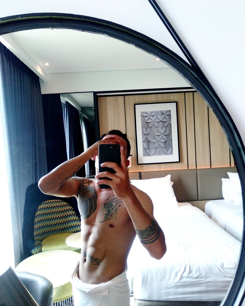 Strigh7Man02's tweet photo. 📍jakarta 
Availabe. In || out.
☑️Pacarsewaan.
☑️Vcsberbayar.
☑️Bo luar kota.
📲https://t.co/y6c8SrQsM7 0812-1839-0696
#pijatpriajakarta 
#pijatpasutri 
#pijatsensual 
#Reviewpijat https://t.co/tWf9tanpg0