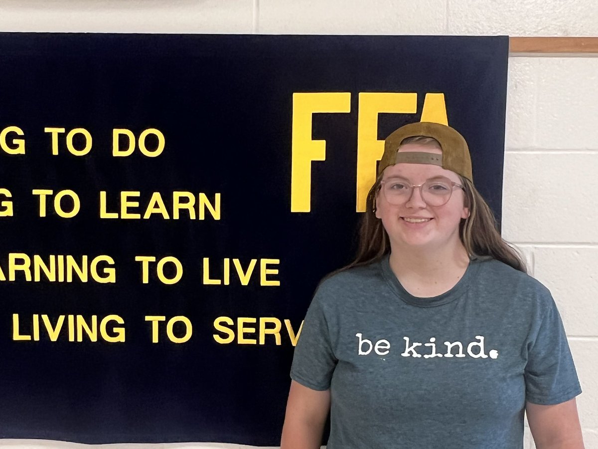 atcrockhillsc's tweet photo. Maggie Jones @RHHSGuidance senior, AG Science intern, accepted to Abraham Baldwin AG College, #BrightFuture, #RockSolid. She is working on FFA Leadership lesson plans, taking care of the goats, chickens and ducks, preparing to teach AG after college. #WorkBasedLearningWorks https://t.co/W5MNQqJbpJ