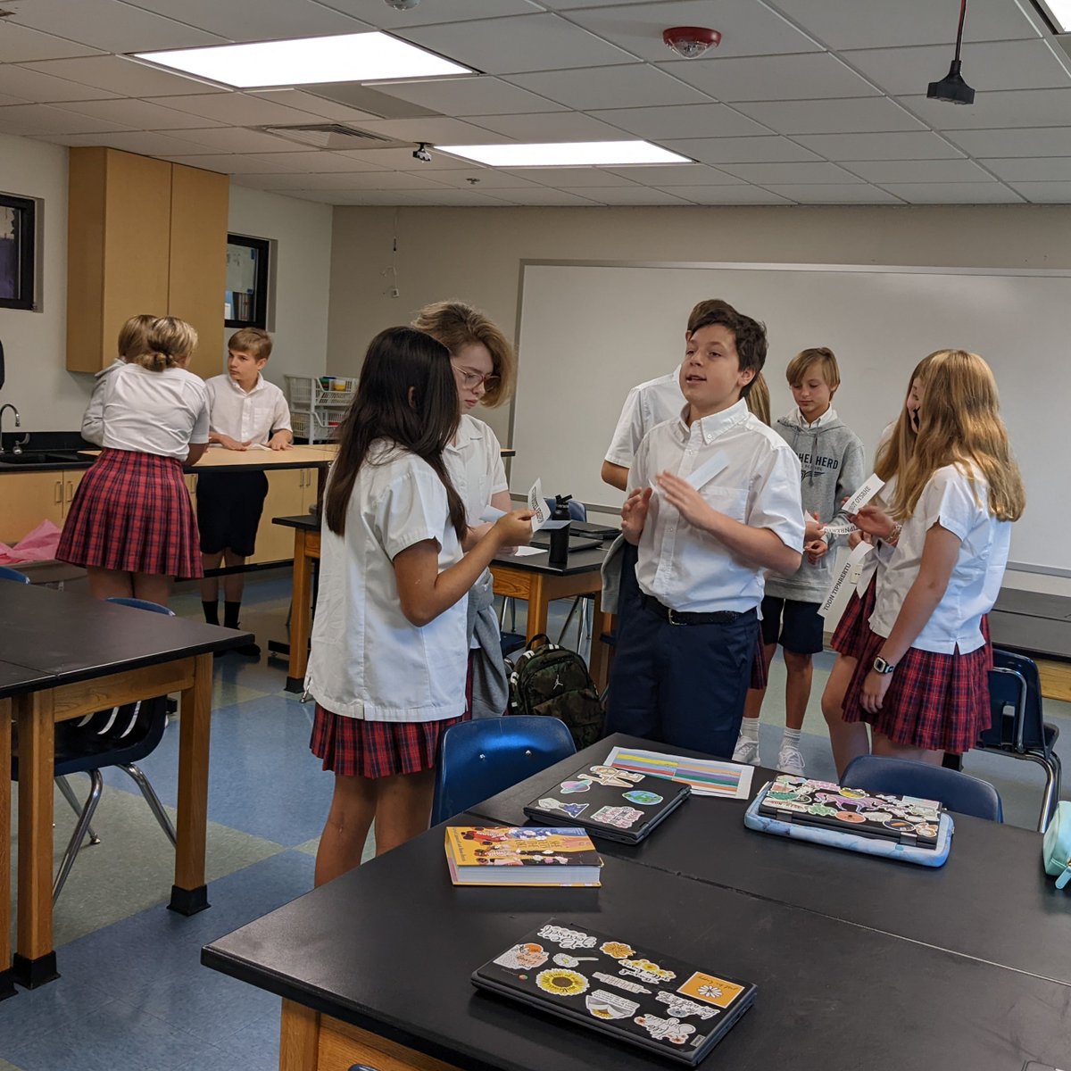 CindyJo47's tweet photo. Fun with a word scramble this morning in advisory. #gsesfirstday ! https://t.co/OYouhG3es1