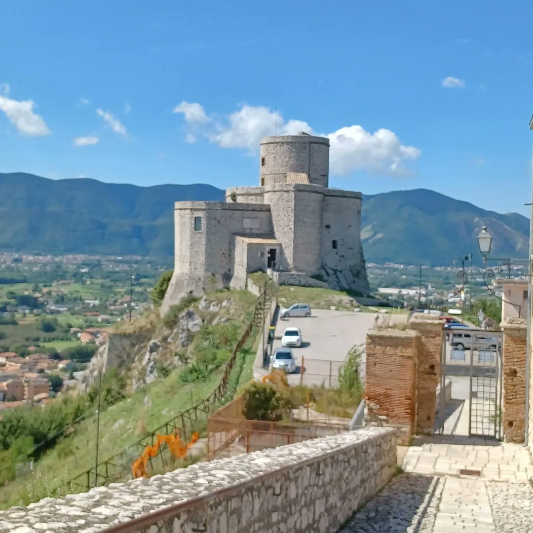 Campaniaslow's tweet photo. La bellezza di #Caudium al @MusMontesarchio tra cultura preromana e il top del #Taburno #assteas #Sanniti #Montesarchio @DRMuseiCampania https://t.co/xvNVOxJZS4