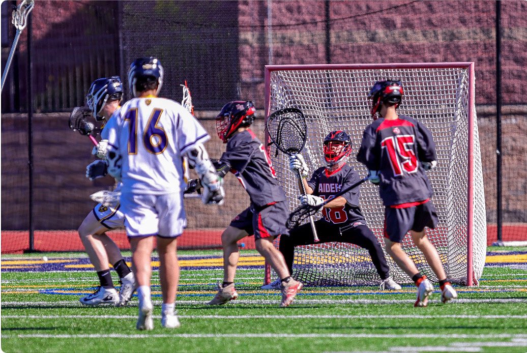 RedHookLacrosse's tweet image. Daily Pic #defense #teamdefense #stopball #raiderpride