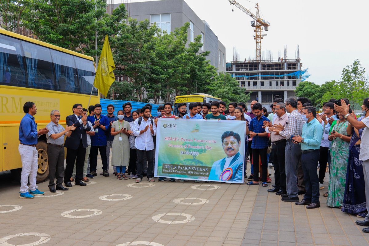SRMUAP's tweet photo. Today, the campus celebrated Founder’s Day with festivity. Prerana Vanam, planting diverse array of saplings, is nothing less than an embodiment of the core value of SRMAP:  well-rooted #academia that extends the branches of #wisdom for generations to come.
#FoundersDay2022 https://t.co/luwLa8DfsY