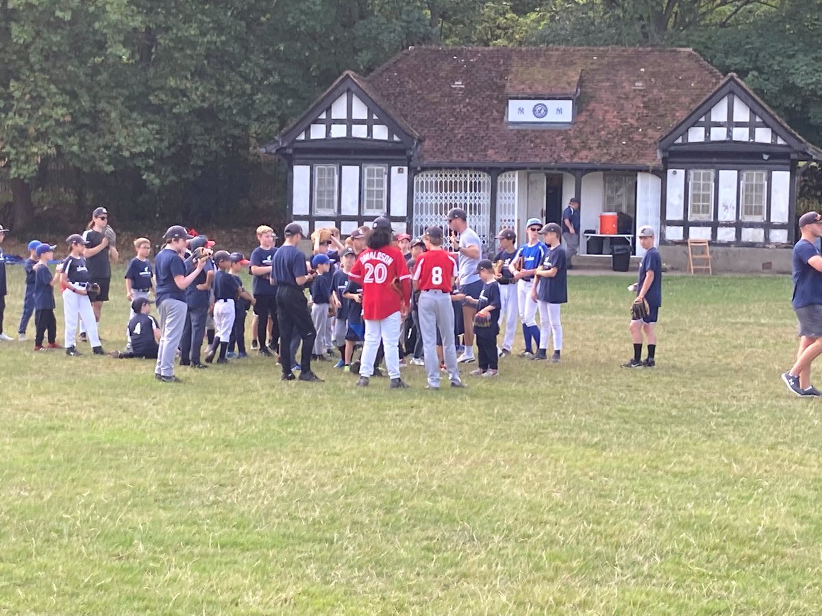 LondonMets's tweet photo. Youth summer camp is well underway this week at Finsbury Park! https://t.co/didE1tZr8C