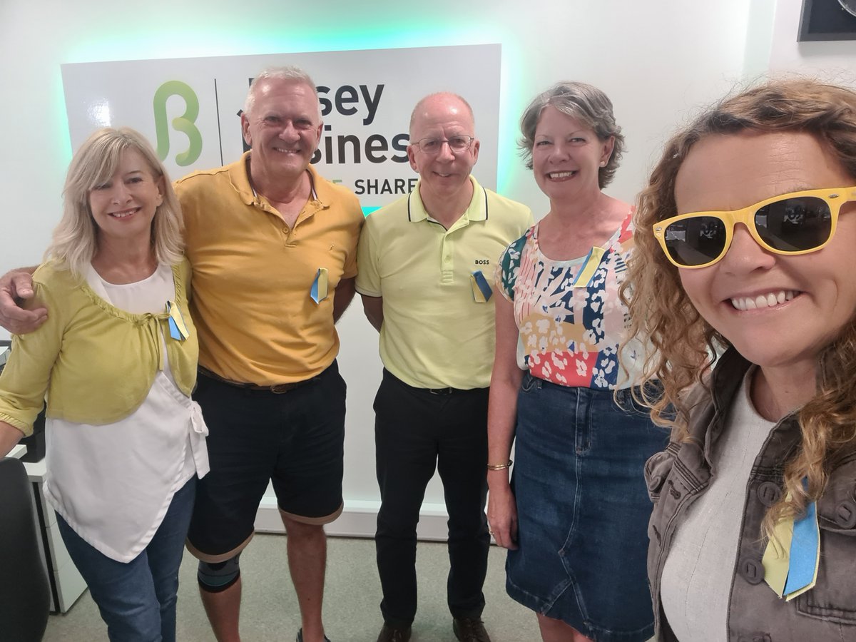 JerseyBusiness's tweet photo. Our team helping to turn the high street yellow and blue by wearing our ribbons for Ukraine's National Flag Day! 🇺🇦💛💙

#jerseyukraineweek #Ukraine @JsySideBySide @JerseyOAC  @crownagents https://t.co/lVKxRngDYE