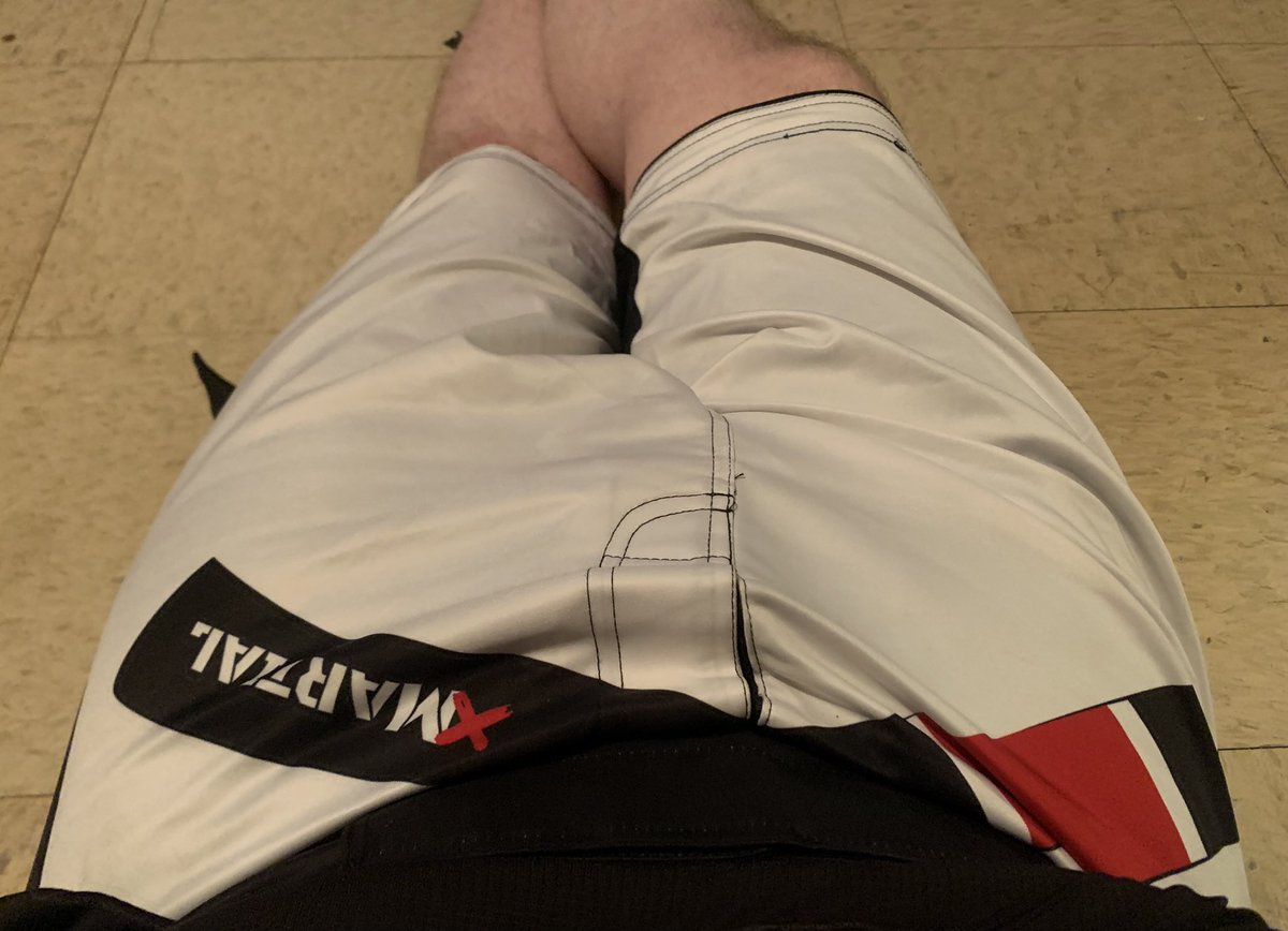 occultdetect86's tweet photo. Still rocking my favorite shorts from @XmartialOfcl . If you want a pair of these shorts, or to check out all their other products, click the link below and use code “dragonking” on purchase https://t.co/xC7kVfyqsT #shotokankarate #karatedo #muaythai #jiujitsu #kickboxing #mma https://t.co/6uZEB9zwvG
