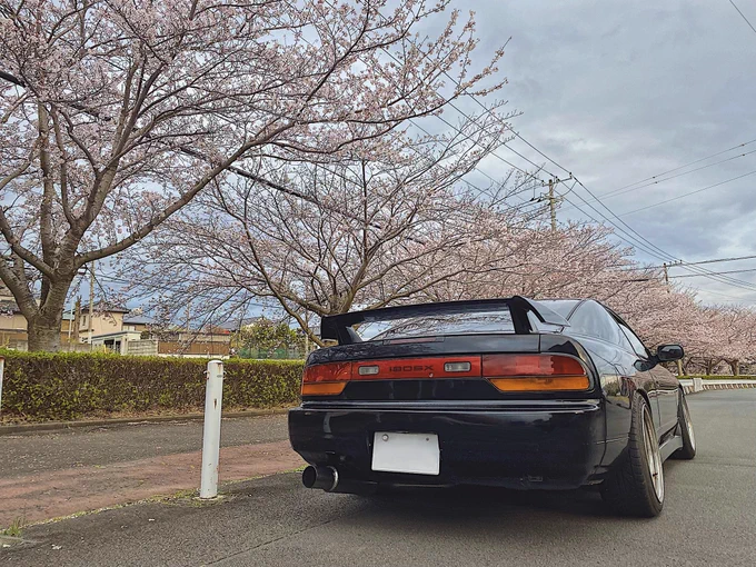 #女子ウケしない車を晒せ女の私にウケてるのでよし 