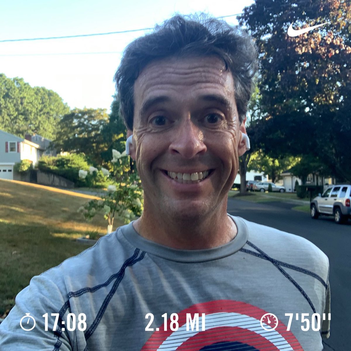dmv1332's tweet photo. Ran 2.18 miles with Nikeβ Run Club little speed workout with the time before my first meeting #stillslow #wfhlife #randibandanas #teamrandibandanas #twocardiostofay #letsgo #stilldripping #stretch #recover #foamroll https://t.co/PcXrjkiZov