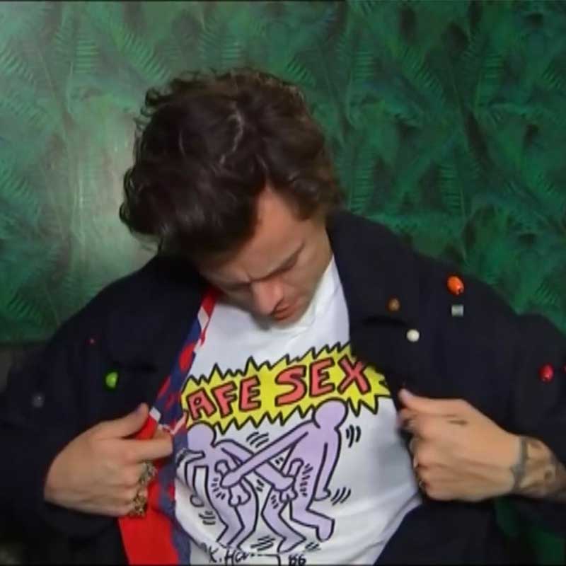 twinflamebreeze's tweet photo. #rememberWhenHarry https://t.co/ZMI7gjBfXa