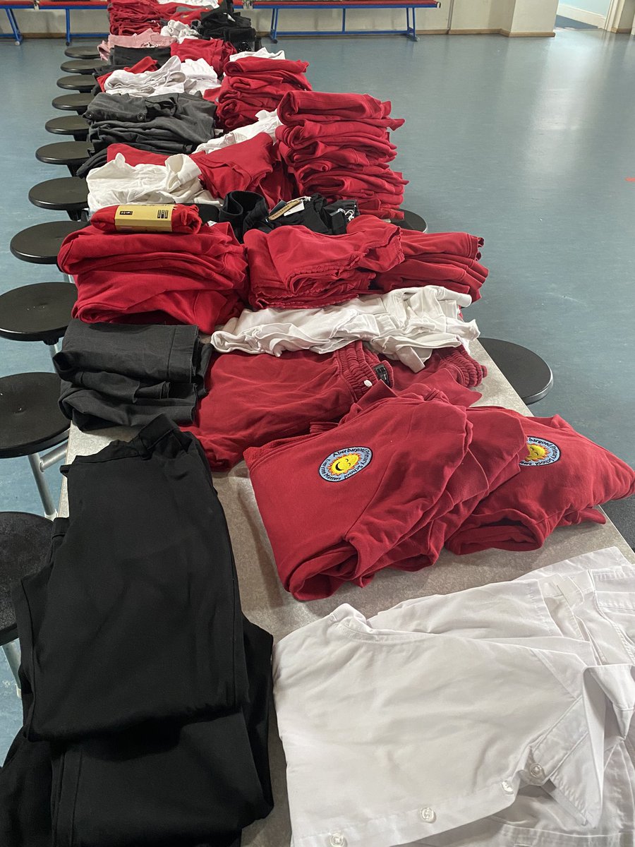 AberbargoedPS's tweet photo. 🌟 School will be open tomorrow 9-12 for families to come and pick up any uniform they may need. We have a variety of sizes and items that have been kindly donated - some items are brand new!🌟 https://t.co/tUuPJBCYNz