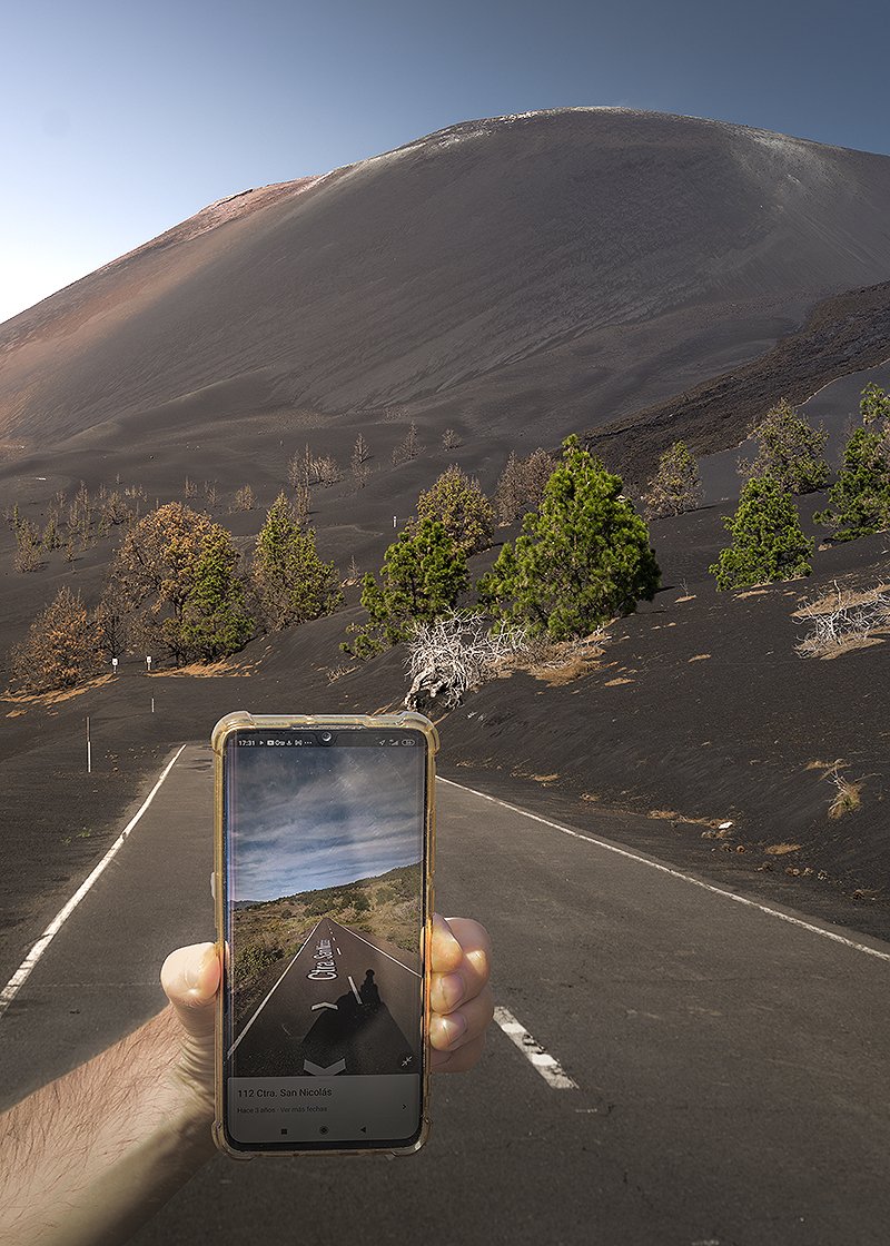 Ayer visité el volcán de La Palma yendo hasta donde termina la carretera. Y así se veía el "antes" desde el Google Street View.